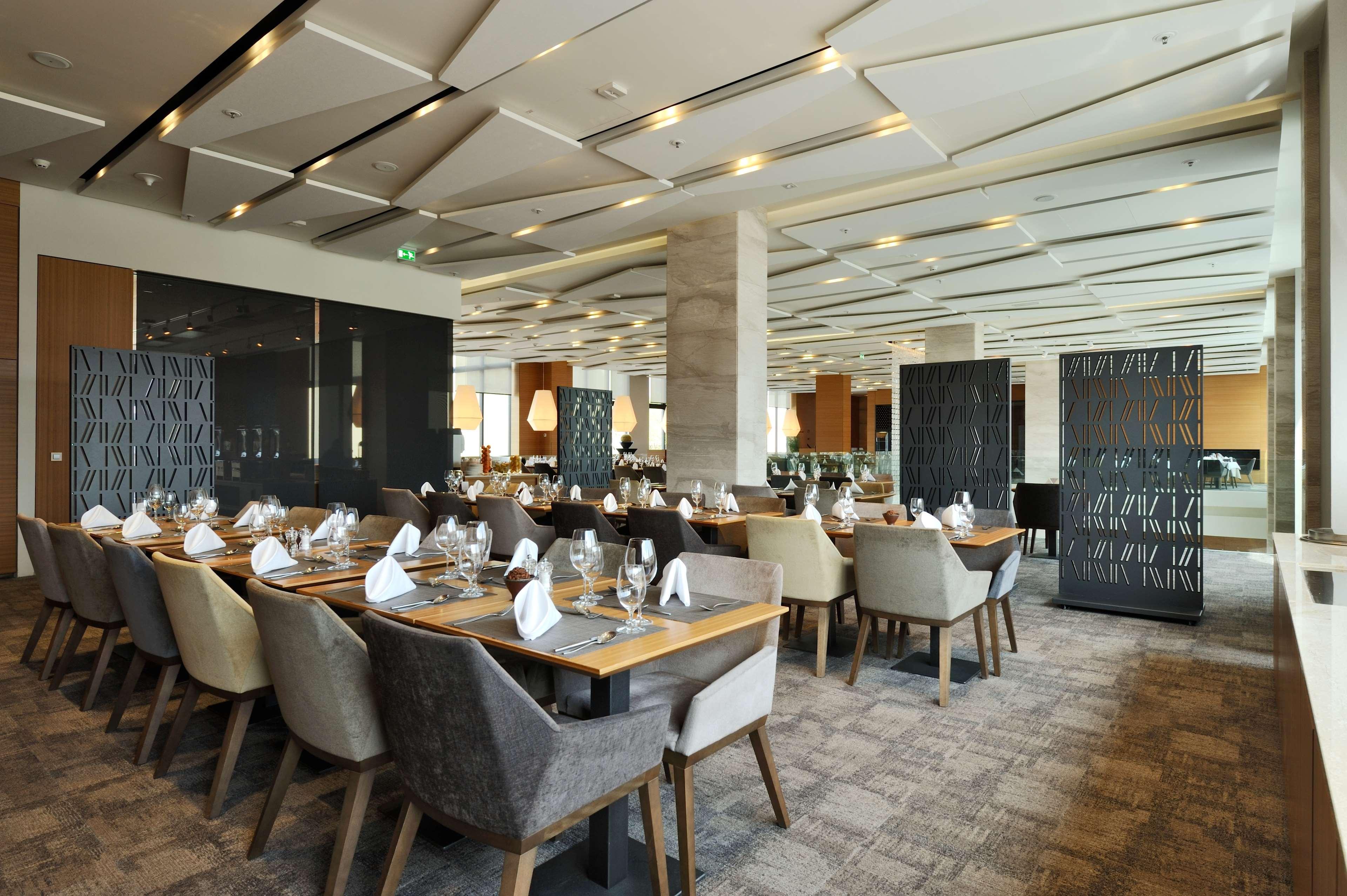 Hotel Radisson Blu Plaza