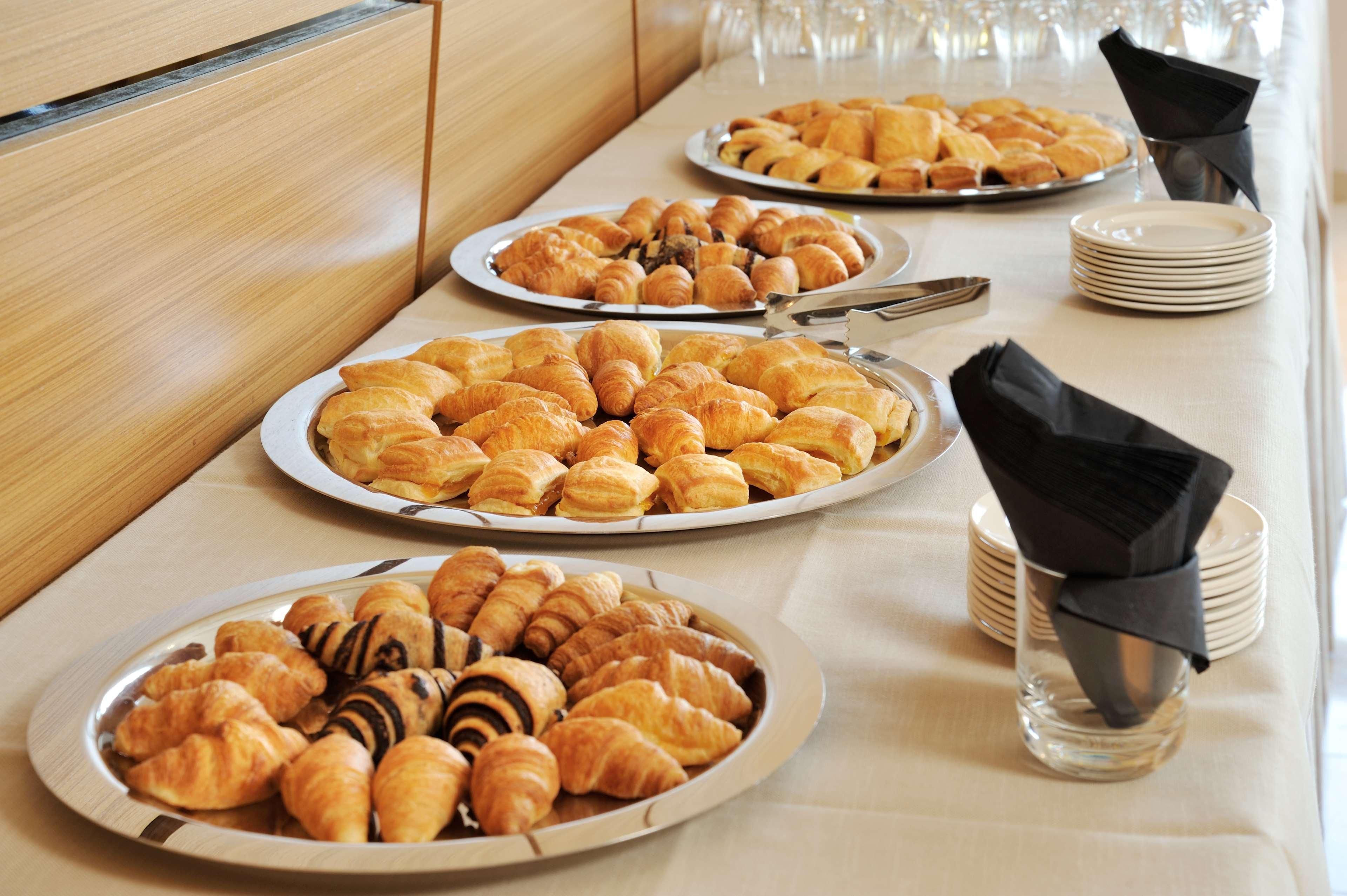 Radisson Blu Plaza Hotel