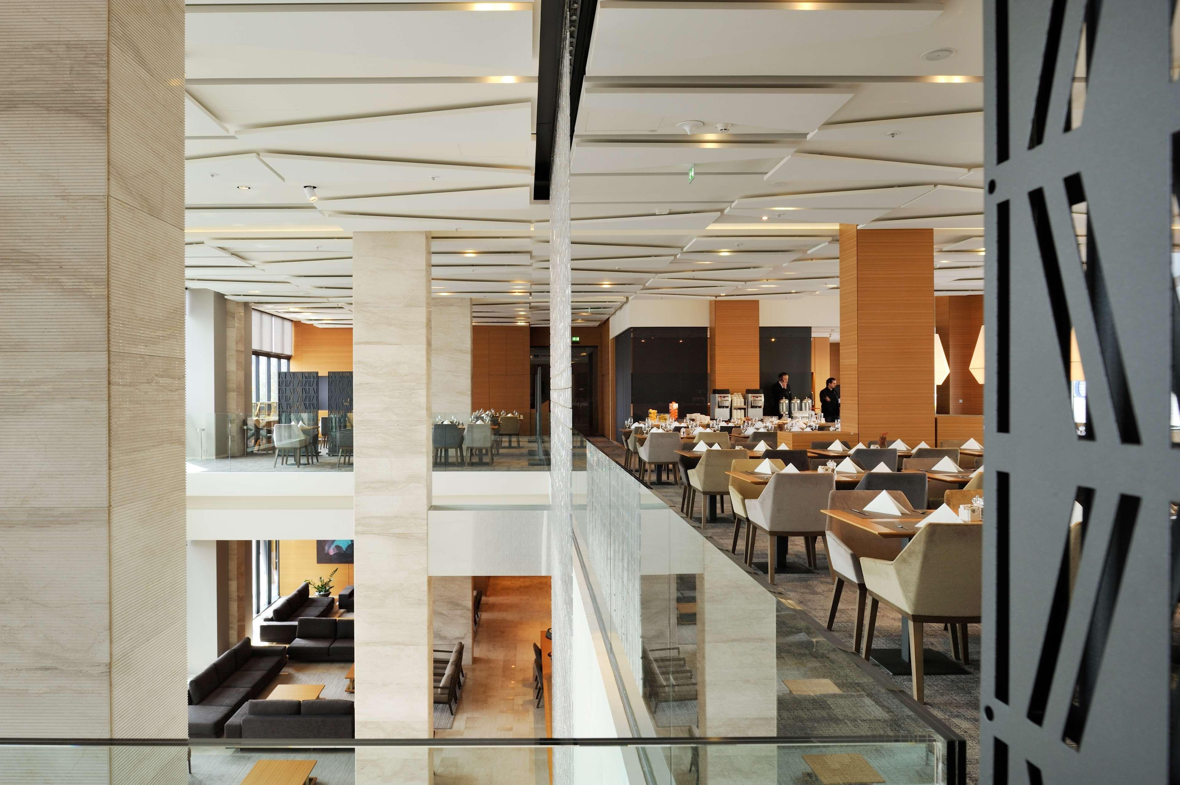 Radisson Blu Plaza