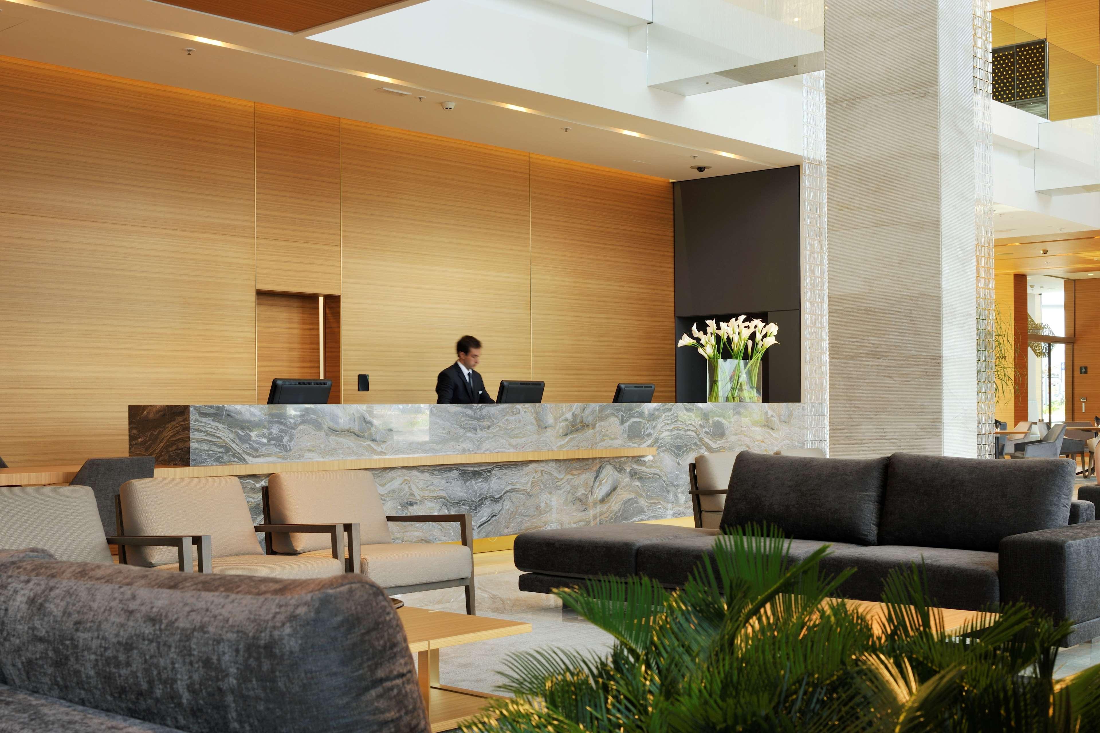 Radisson Blu Plaza